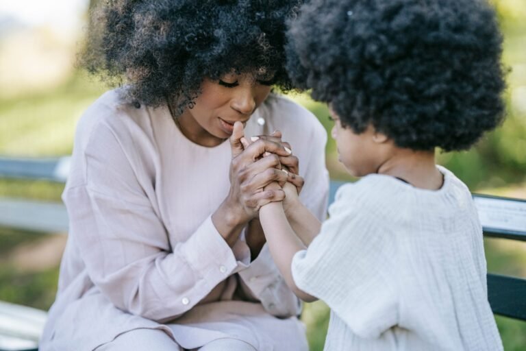 Sonhar com a Mãe: Significados de Proteção, Saudade e Conselho