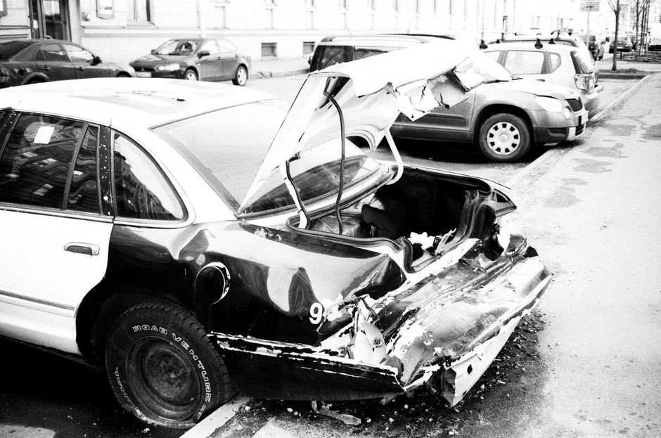 Sonhar com acidente de carro