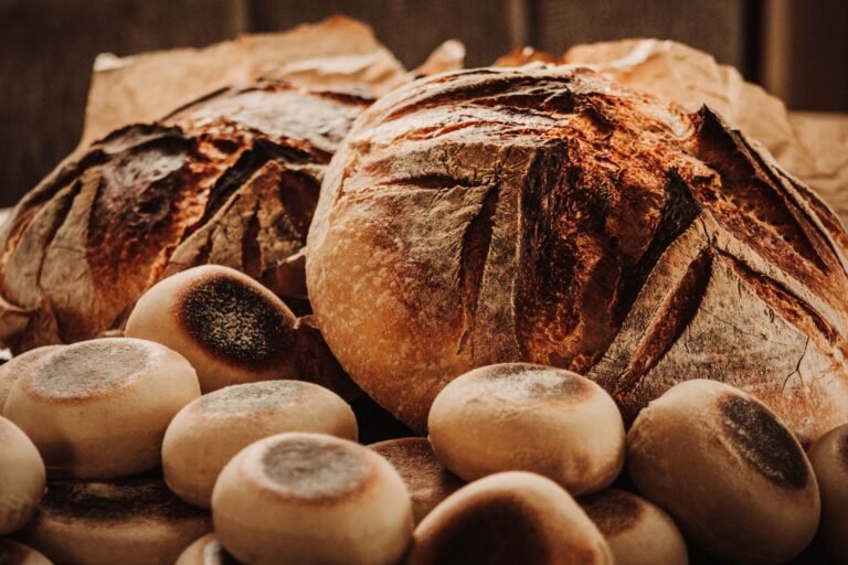 Sonhar com Pão: Fartura na Mesa? Veja os Significados