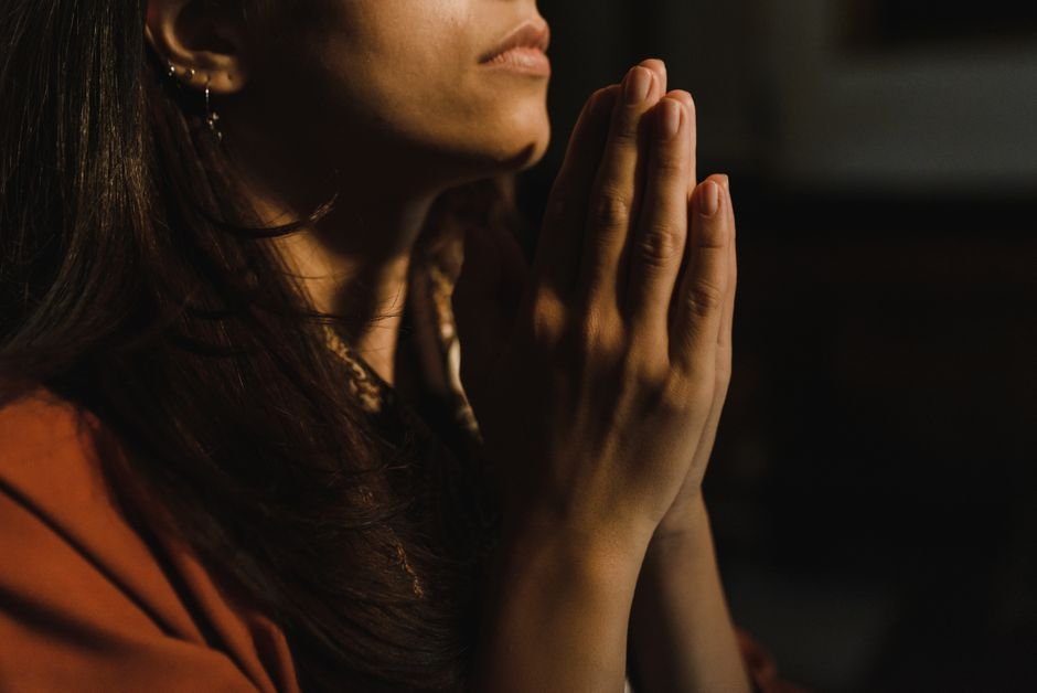 Sonhar que conversa com Deus e pede ajuda