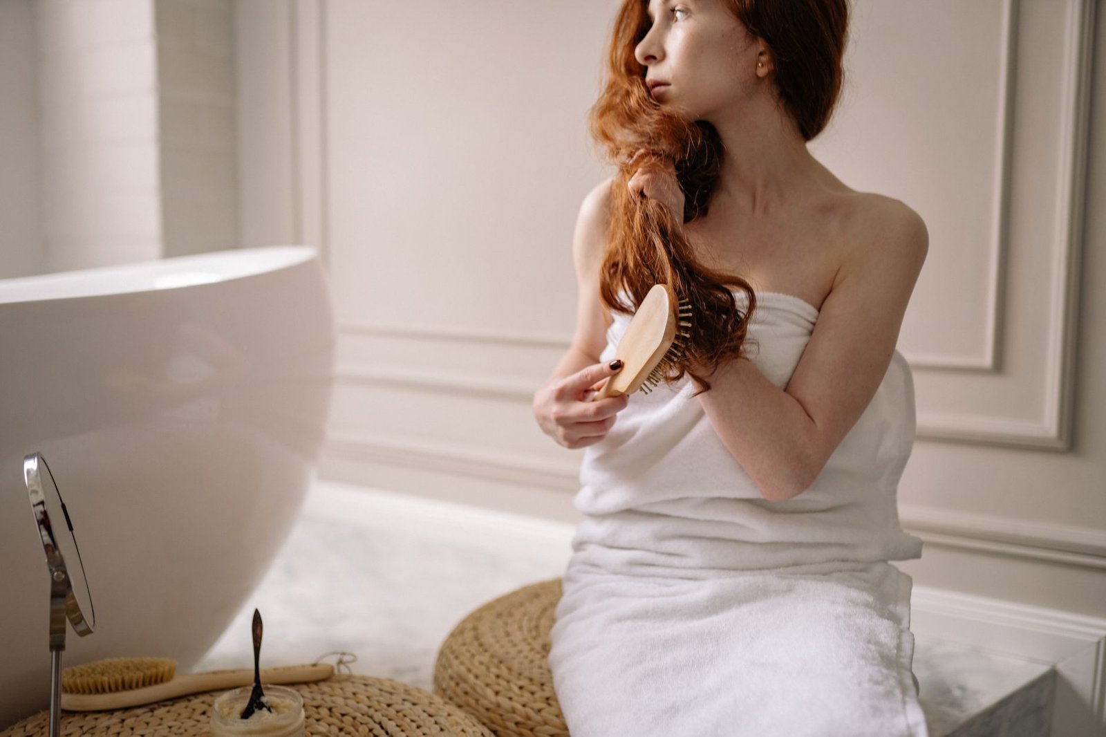 Sonhar com Cabelo Caindo: O Que Isso Pode Realmente Significar?