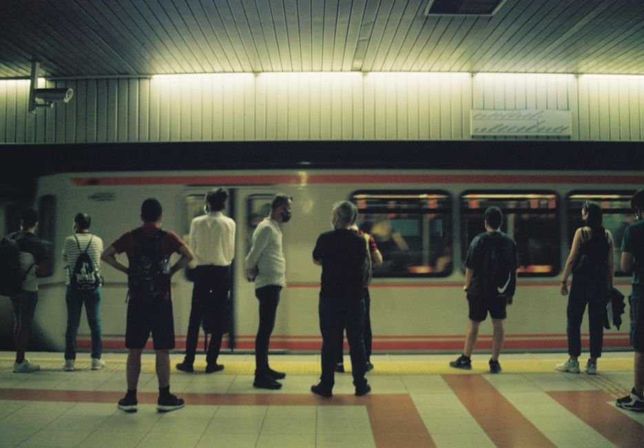 O que significa sonhar com metrô?