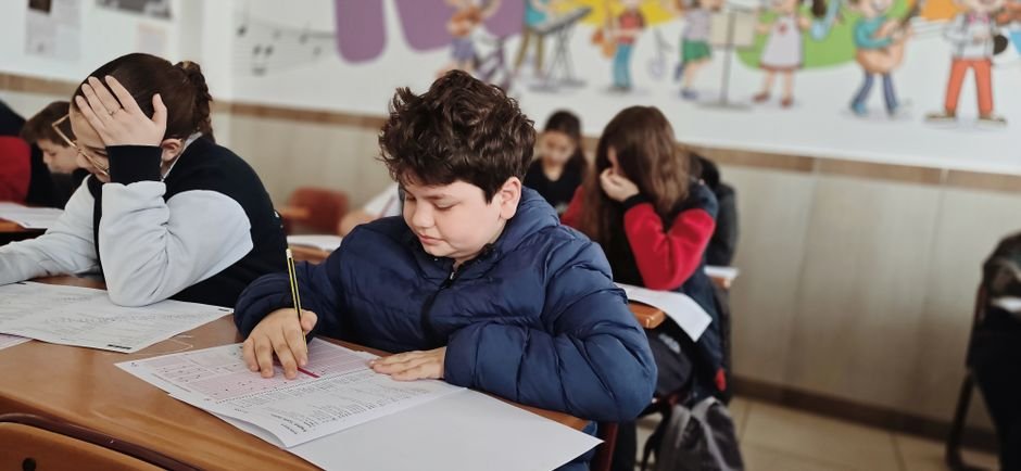 Sonhar com prova ou exame aplicado pelo professor