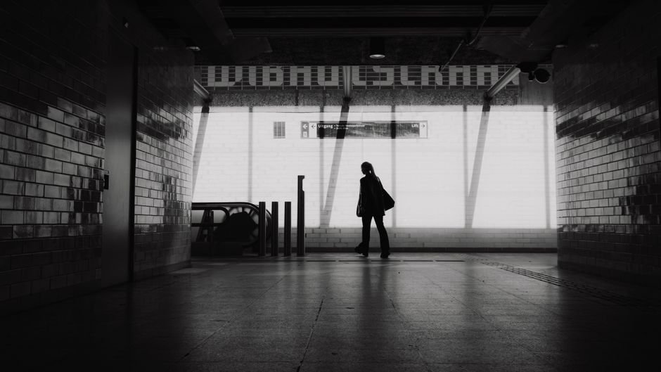 Sonhar se perdendo dentro da estação de metrô