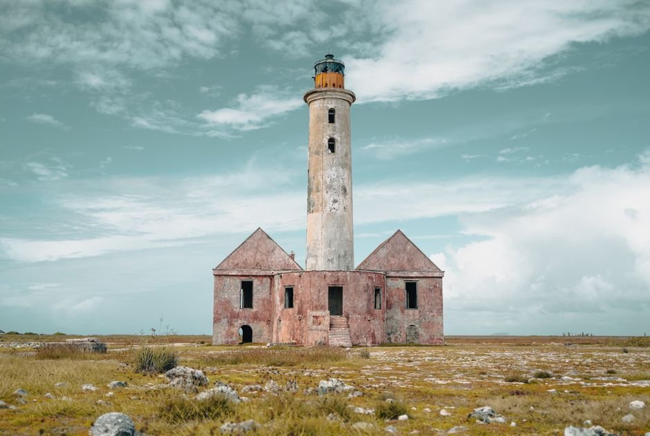 Sonhar com farol apagado ou quebrado