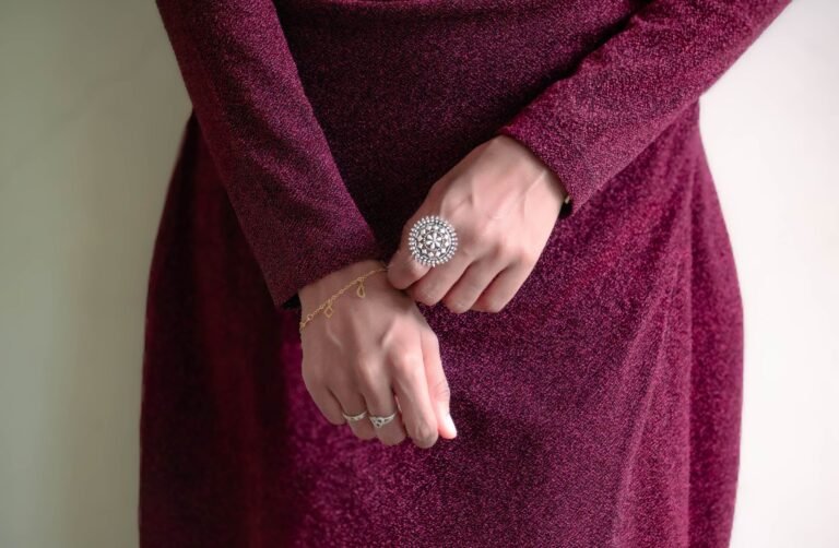 Sonhar com Pulseira: o que esse brilho no pulso pode estar te dizendo